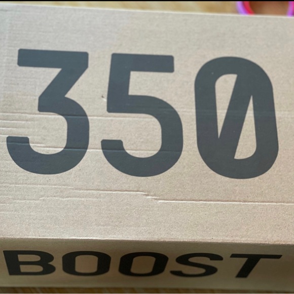 Adidas Yeezy 350v - Picture 11 of 12